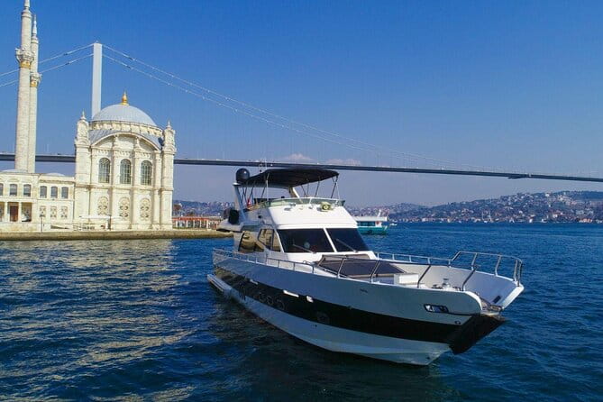 Luxury Bosphorus Night Cruise on the Yacht - FAQ
