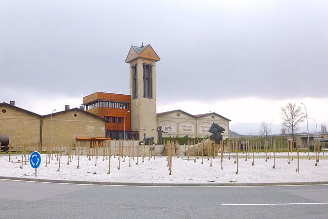 Luxury La Rioja Wineries Private Tour - Key points / Takeaways