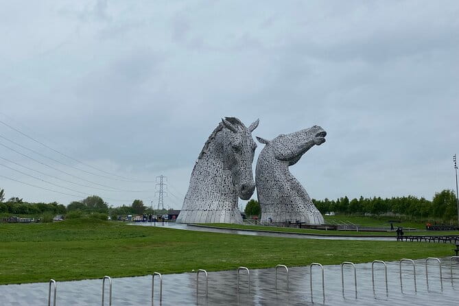 Luxury/Private Day Tour Glasgow to Stirling/Falkirk/Distillery - The Kelpies & The Helix: Art Meets Engineering