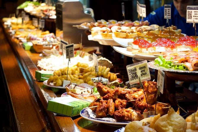 Luxury Tour By Alava (Vitoria-Gasteiz and Salinas De Añana) - FAQ