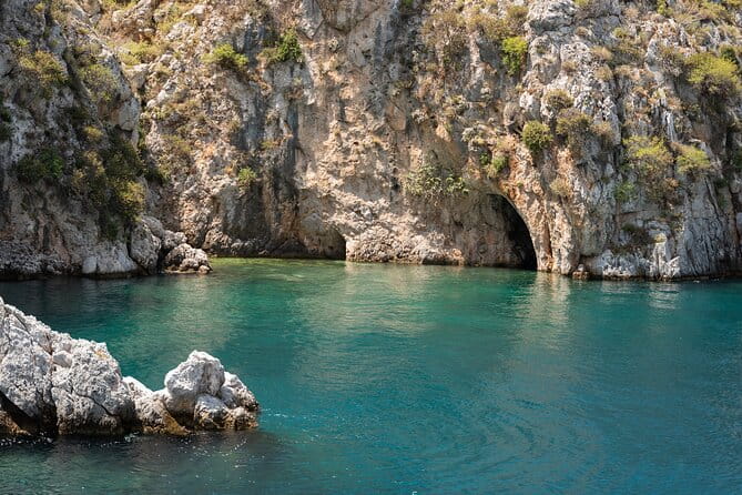 Luxury Transfer and 3 Island Cruise from Kos - Who is This Tour Best For?