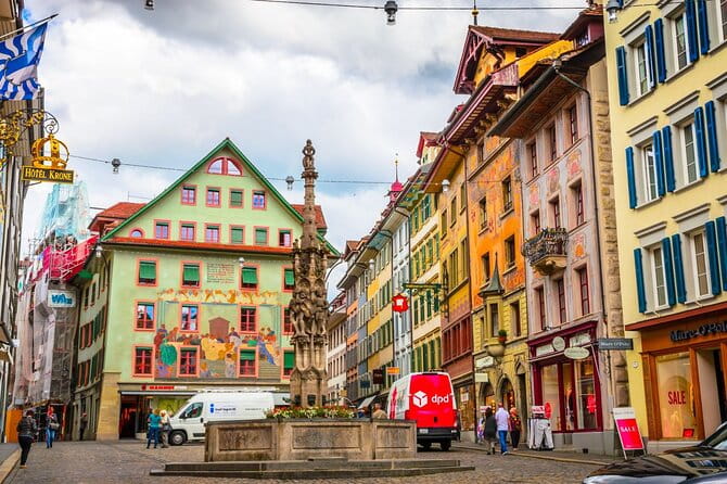 Luzern Elegance: Private City Walk and Panoramic Lake Cruise - An Authentic, Well-Guided Introduction to Lucerne