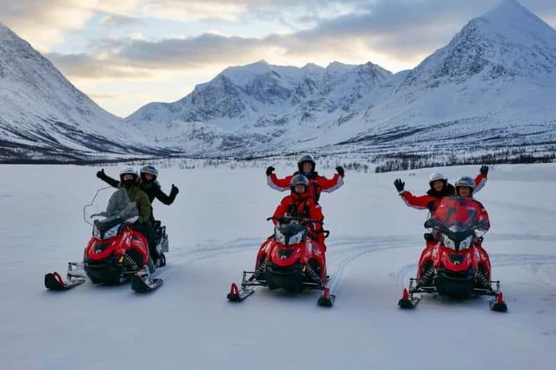 Lyngen Alps: Snowmobile Safari in the Arctic Wilderness - Introducing the Lyngen Alps Snowmobile Safari