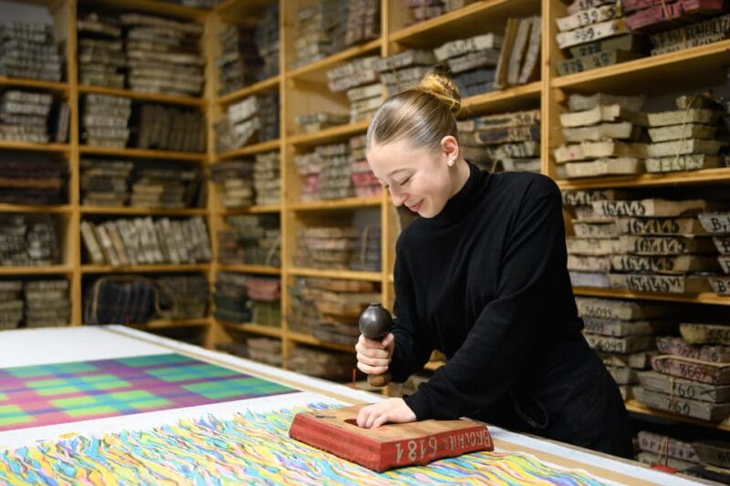 Lyon: Create your own traditional Lyonnais silk square - Practicalities: What to Know Before Booking