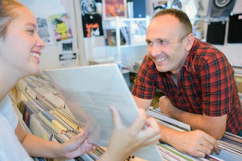 Lyon Croix-Rousse: Wine Tasting & Vinyl Record Tour - Exploring Lyon’s Croix-Rousse: A Neighborhood Like No Other