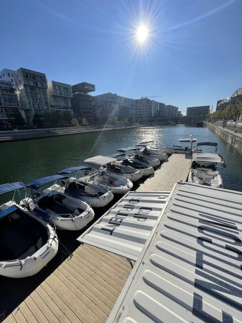 Lyon: Electric Boat Rental Without a License - Inclusions