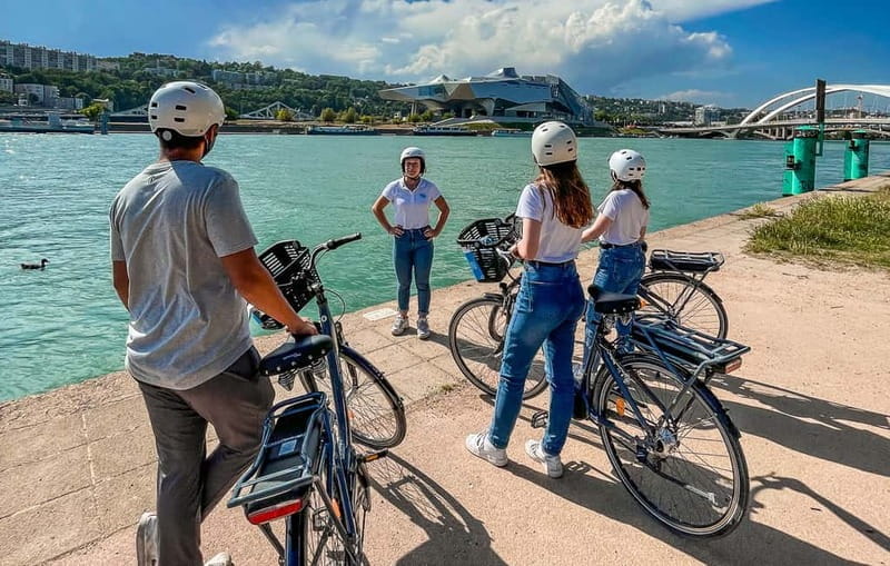 Lyon: Guided City Bike Tour - Final Highlights: Returning Along the Banks of the Saône and Rhône