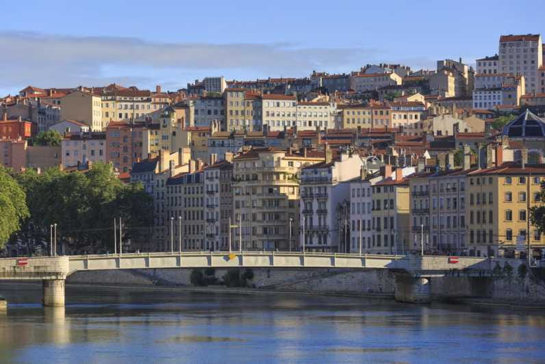 Lyon: Guided tour of the Croix-Rousse - Entering Lyon’s Bohemian Heart: The Crois-Rousse Experience