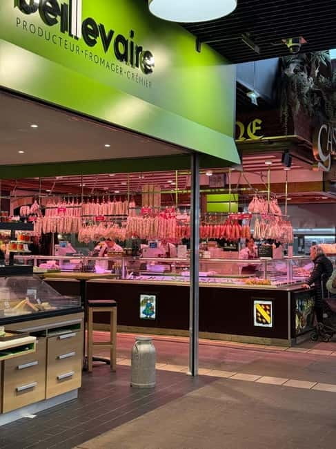 Lyon: Halles Paul Bocuse Lunchtime Food Tour with Tastings - Key points / Takeaways