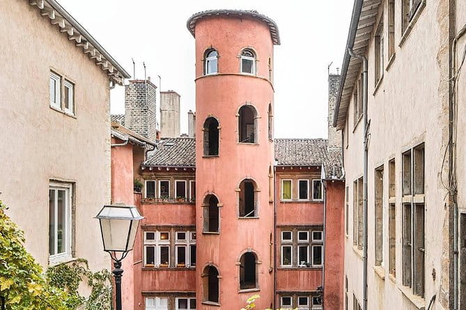 Lyon Panoramic 4h-City Tour - Savoring Lyon’s Urban Charm: Place des Terreaux and the City Hall