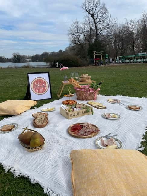 Lyon: Parc de la Tête d'Or Gourmet Picnic Basket - Exploring the Parc de la Tête dOr Gourmet Picnic Basket Experience
