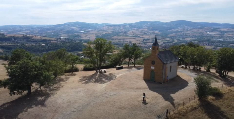 Lyon: Self-Guided Hike Monts Du Lyonnais (Train & Picnic) - Picnic Basket Contents