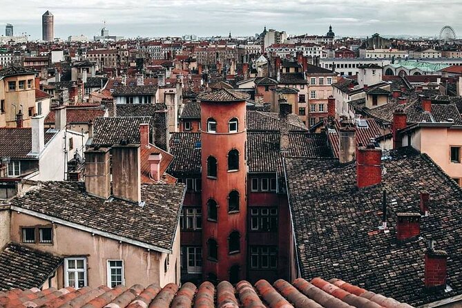 Lyon Unesco: Private Walking Tour - Breakfast and Guignol Theatre