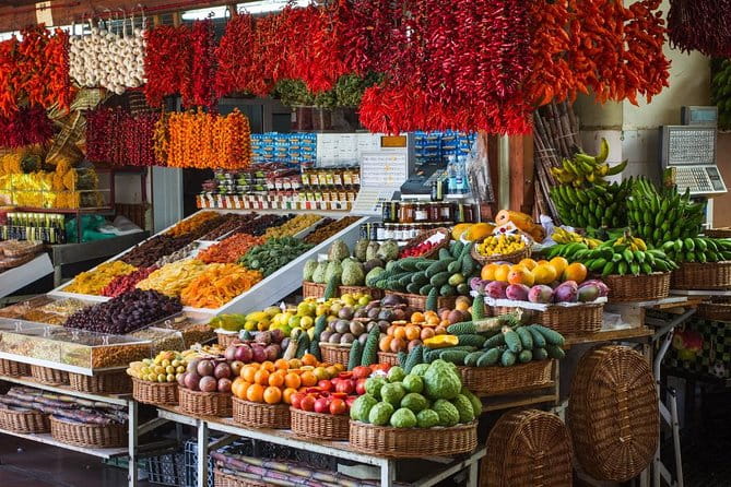 Madeira Airport Round Trip Shuttle Transfers Service - Entering the Madeira Airport Shuttle Experience