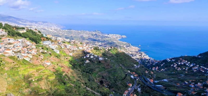 Madeira: Câmara de Lobos and Cabo Girão:Unforgettable adventure 4*4:duration3,5h - Who Will Love This Tour?