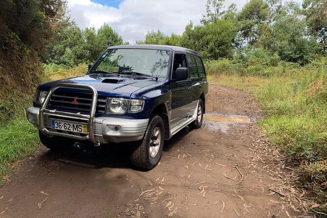MADEIRA: Jeep Safari to Pico Arieiro & Santana local Houses - Discover Madeira’s Highlights on a 7-8 Hour Jeep Safari