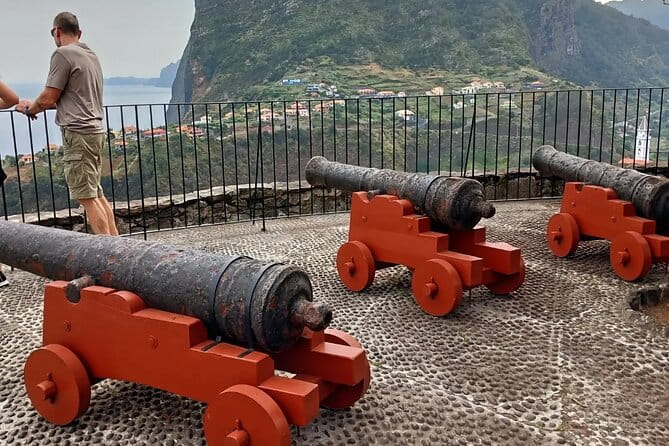 MADEIRA: Jeep Safari to Pico Arieiro & Santana local Houses - FAQ