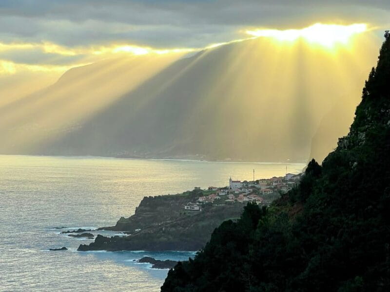Madeira Northern Express, Private tour 4x4 - The Journey: Winding Roads and Panoramic Vistas