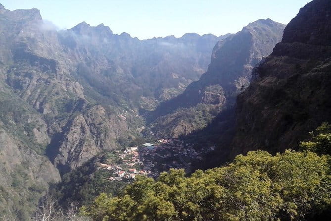 Madeira Pack 1 - Santana + Porto Moniz+ Curral das Freiras - Who Should Consider This Tour?