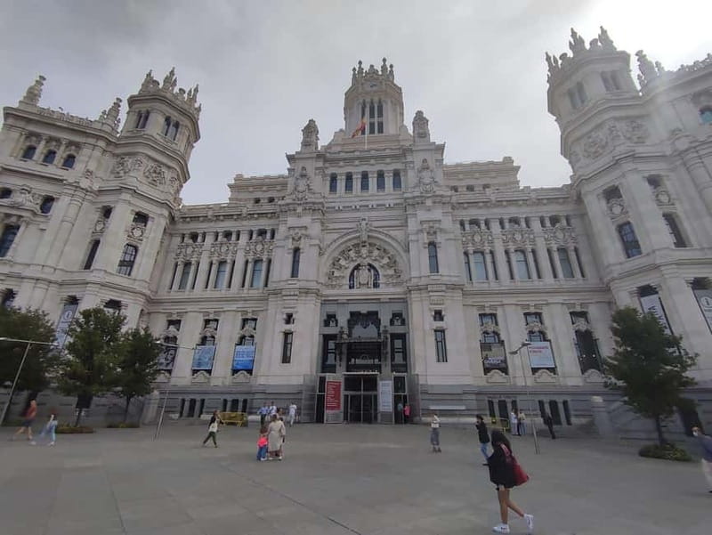 Madrid: Architectural Evolution E-Bike Tour - Discovering Madrid’s Architectural Tapestry on E-Bike