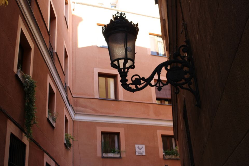 Madrid: Austrias Ancient Quartier and City Highlights - Starting Point Details