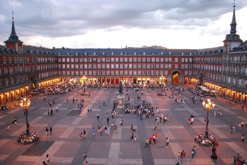 Madrid: Austrias Ancient Quartier and City Highlights - Things To Know
