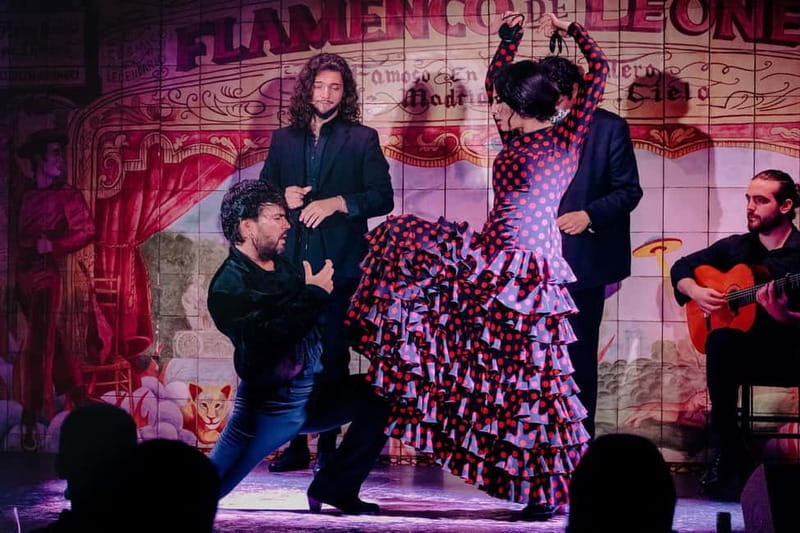 Madrid: Authentic Flamenco at Flamenco de Leones - Atmosphere and Audience Experience