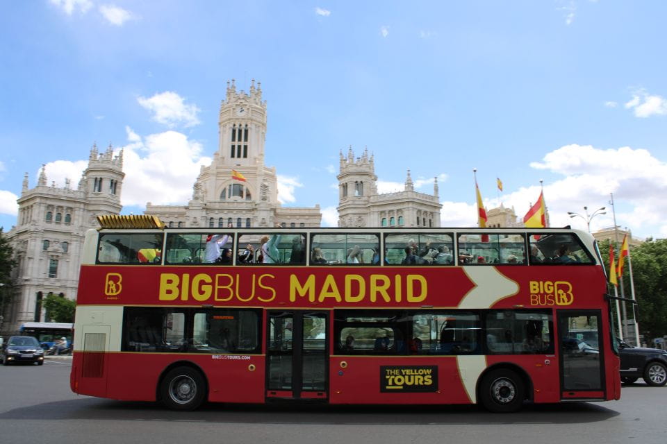 Madrid: Big Bus Hop-On Hop-Off Tour With Live Guide - Key Points