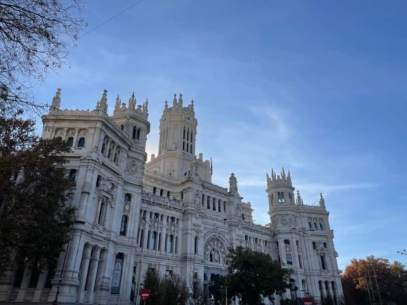 Madrid by Sidecar: 2hr Iconic Monuments - The Logistics & Practicalities