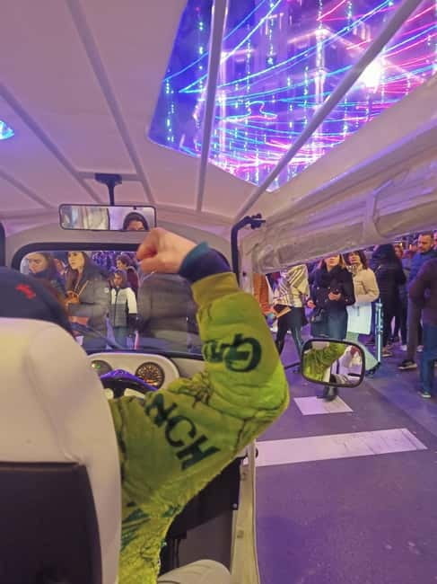 Madrid: "Christmas Tuk Tuk. Luxury Lights and Joy Ride" - Key Points / Takeaways