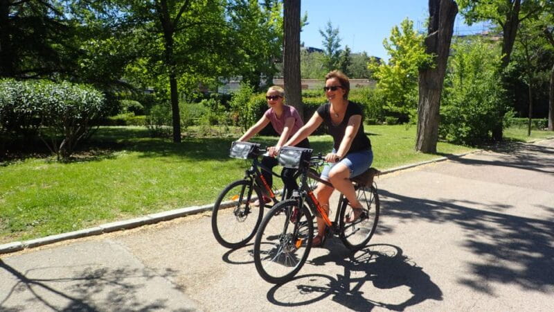 Madrid City Guided Bike/E-Bike Tour for Small Groups - Key points / Takeaways