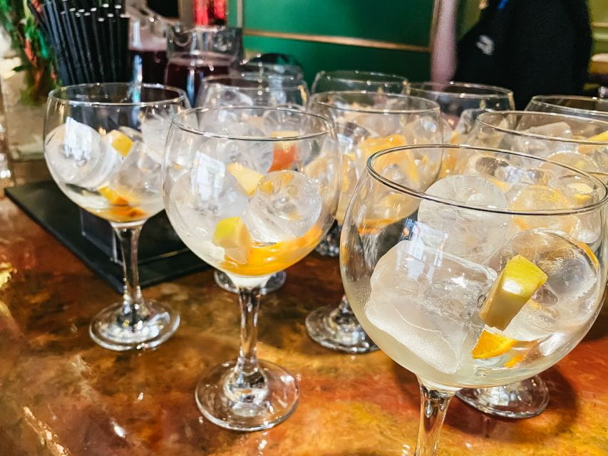 Madrid: Flamenco Show Entry Ticket With Drink & Artist Talk - Complimentary Drink Options