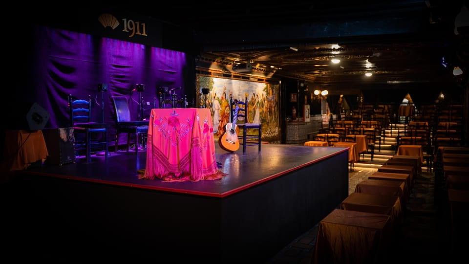 Madrid: Flamenco Show&Drink at Tablao 1911 (Worlds Oldest) - Visiting Tablao 1911