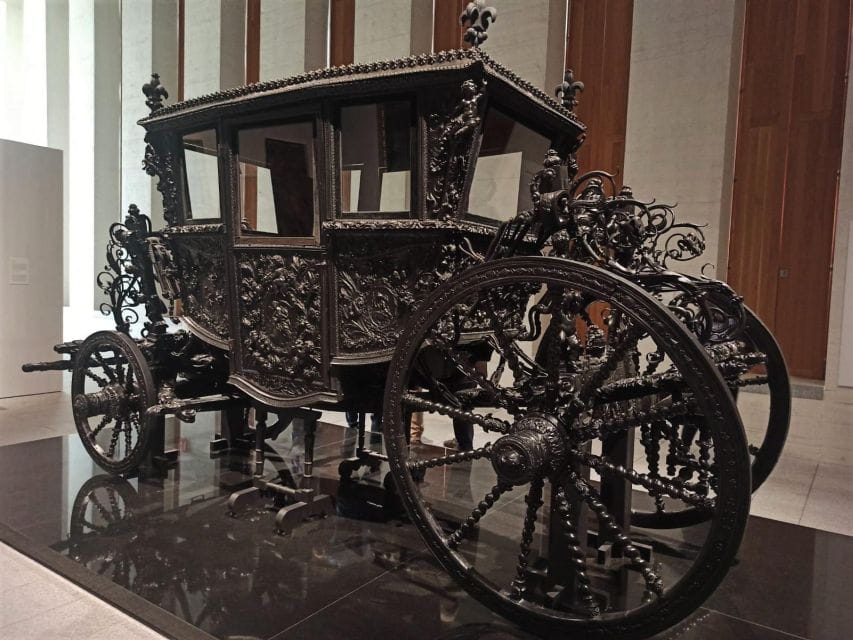 Madrid: Gallery of the Royal Collections Guided Tour 2.5h - Key Points