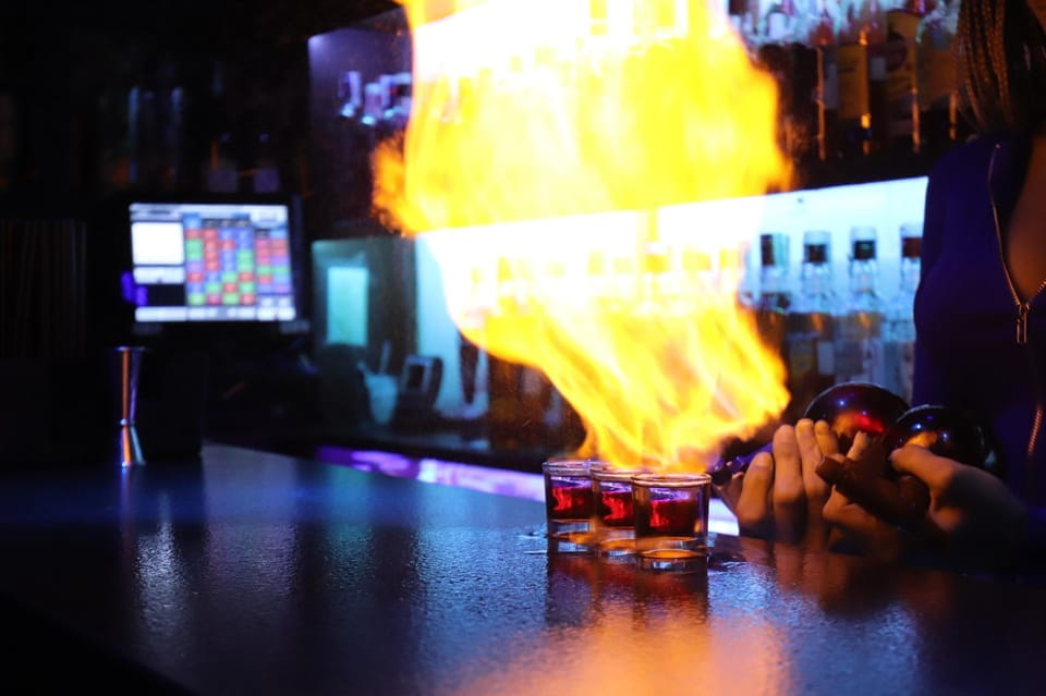 Madrid: Guided Bar Crawl With Drinks and Nightclub Entry - Meeting Point Information