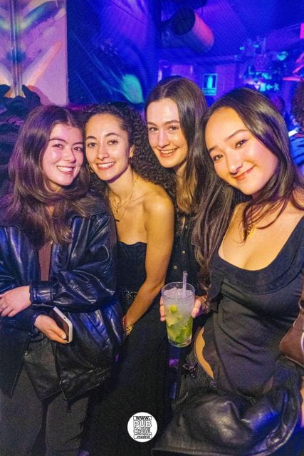 Madrid: Guided Pub Crawl Madrid Experience and Club Entry - Key Points