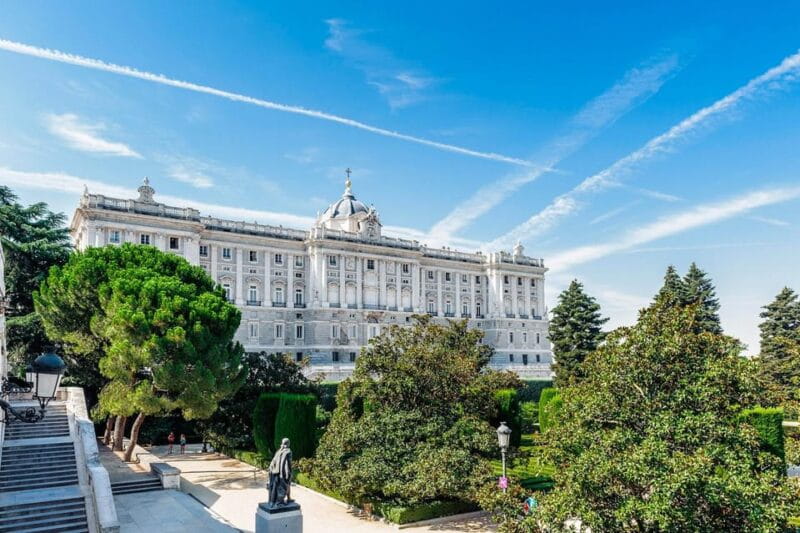 Madrid: Guided Tour of the Royal Palace with Fast Access - Exploring the Royal Palace: A Detailed Breakdown