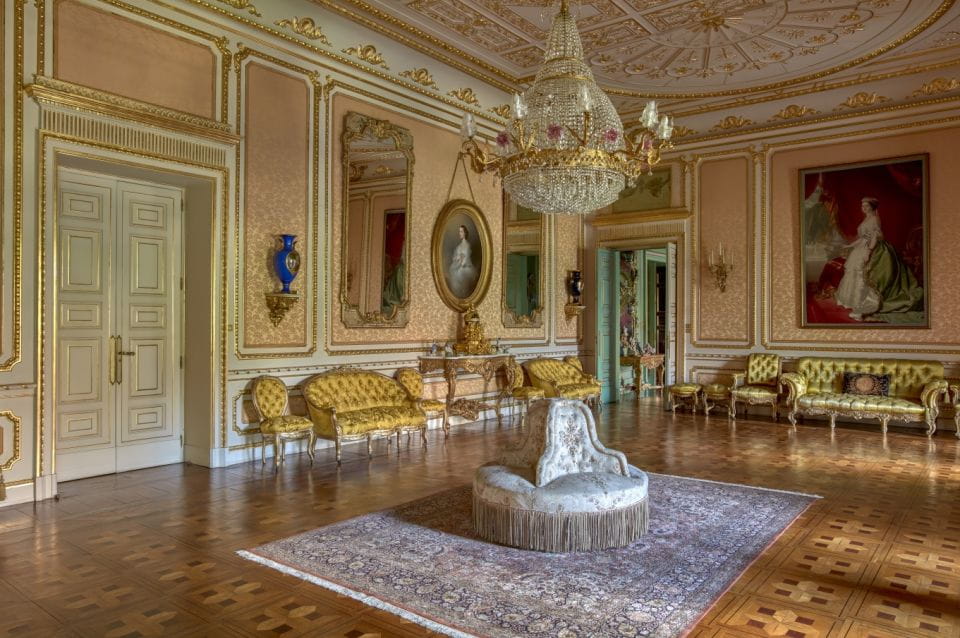 Madrid: Liria Palace Tour - Guided Tour Features