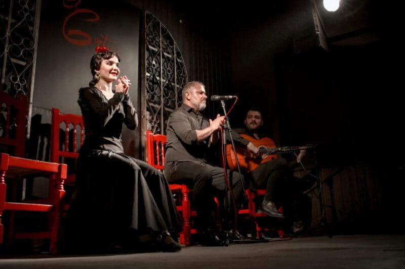 Madrid: Local Flamenco Show at El Cortijo - Why This Experience Works