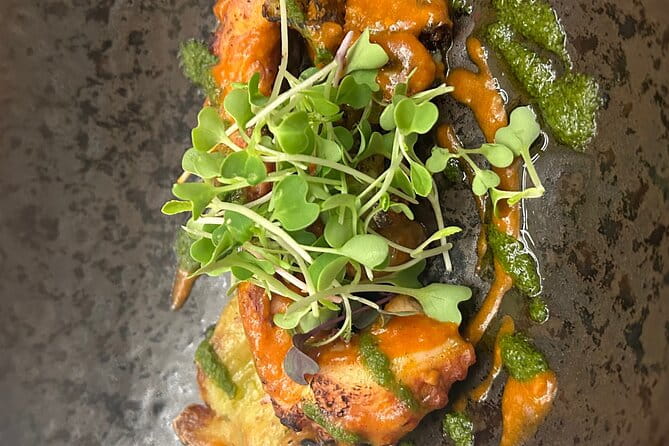 Madrid Local Tapas Tour with Private Dinner and Bottomless Wine - Experiencing the Vermouth Culture at Mercado de Anton Martín