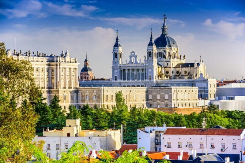 Madrid: Old Town Highlights Private Walking Tour - Key points/Takeaways
