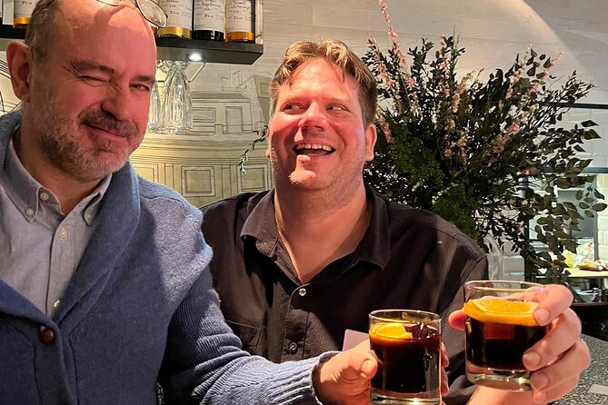 Madrid Old Town Tapas & Wine Small Group Tour - Gourmet Tapas and Local Wines