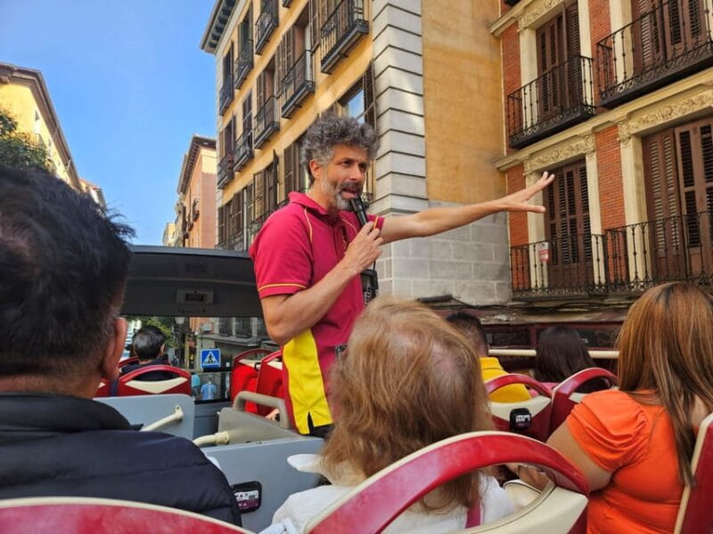 Madrid: Open-Top Big Bus Sightseeing Tour with Live Guide - Exploring Madrid in 90 Minutes: What to Expect