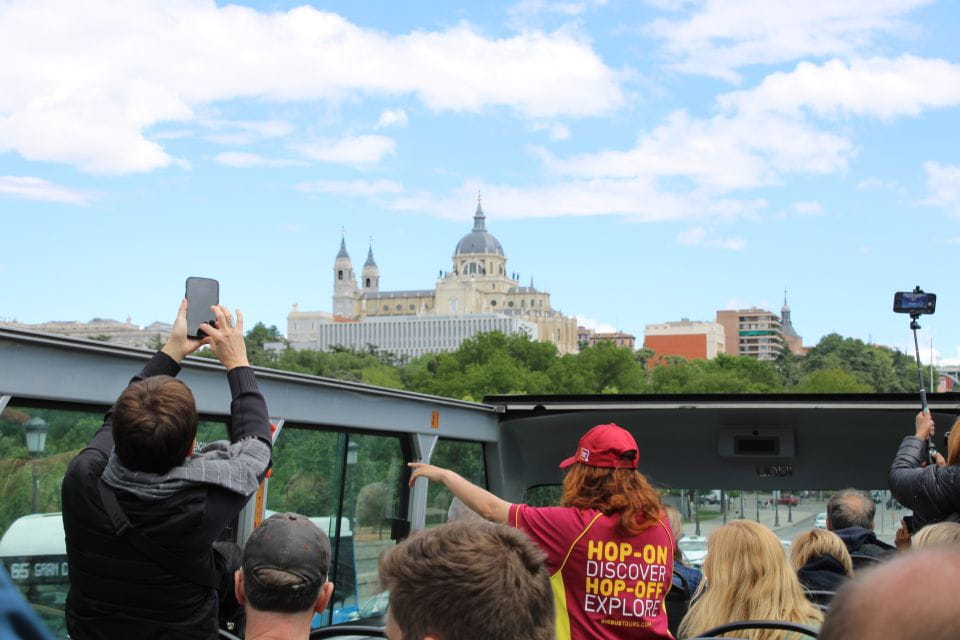 Madrid: Panoramic Open-Top Bus Day or Night Tour With Guide - Things To Know