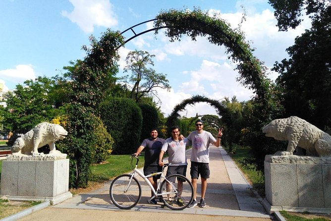 Madrid Parks Bike or E-Bike Tour: Riverside & Casa De Campo - Urban Revitalization Projects
