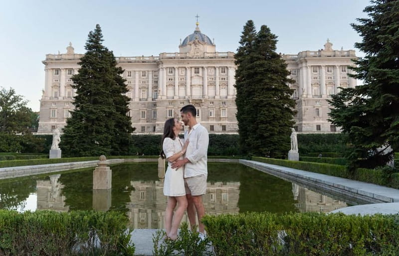 Madrid: Photoshoot for couples - FAQs