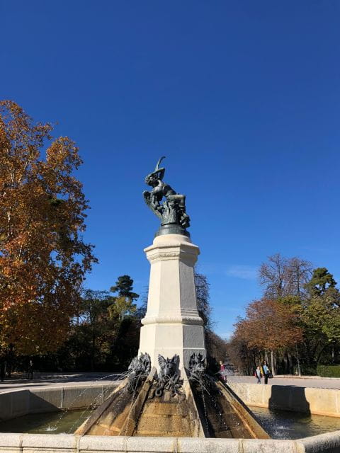 Madrid: Prado Avenue and Retiro Park Guided Walking Tour - Important Notes
