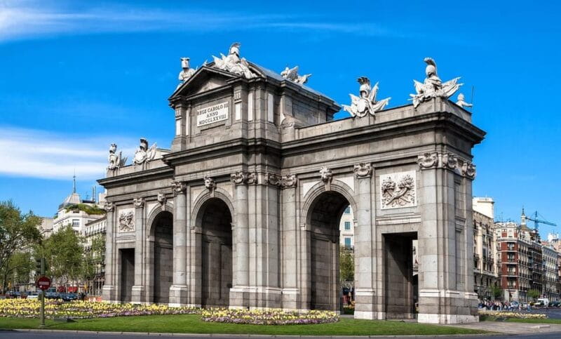 Madrid: Private 2-Hour City Highlights Tour with Local - Price & Value Analysis