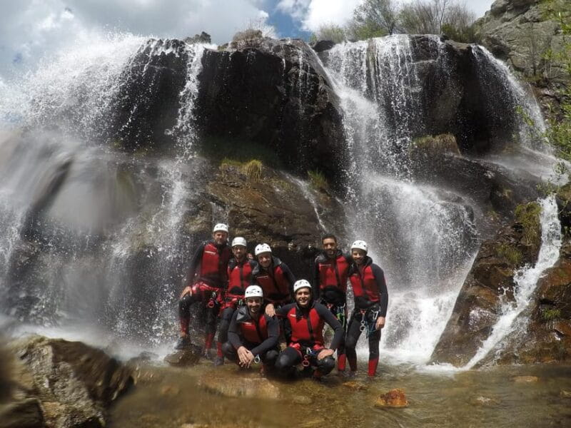Madrid: Private Canyoning Adventure Tour with Transport - Who Is This Tour Best Suited For?