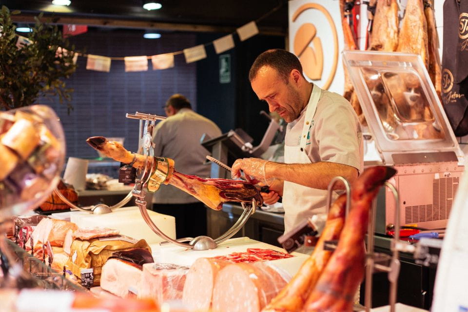 Madrid: Private Food Tour – 10 Tastings With Locals - Customer Feedback